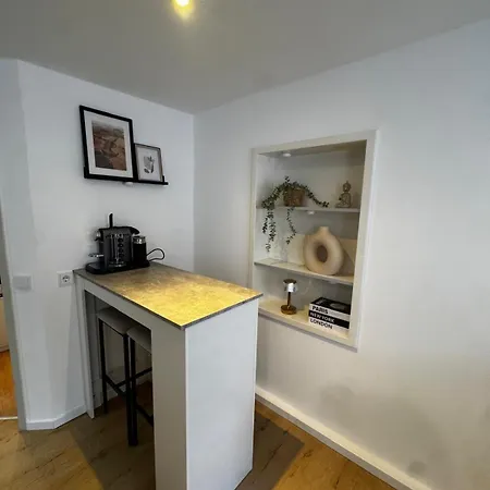 Bg Living & Hosting - Stilvolles Im Herzen Der Stadt - Wlan Inklusive Apartment Trier